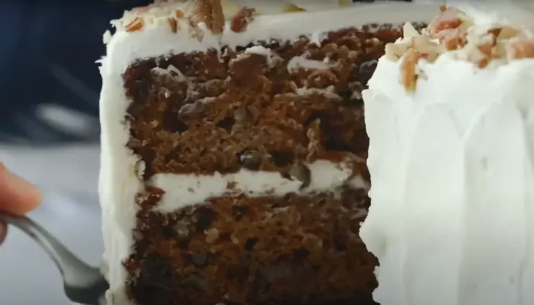 Carrot Cake with Cream Cheese Frosting: A Delectable Delight