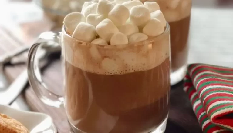 Indulge in Comfort: Hot Chocolate with Marshmallows