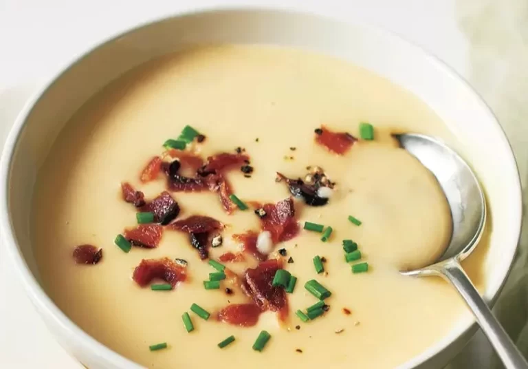 Creamy Potato Soup: A Comforting Delight for Every Palate