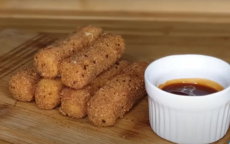 Mozzarella Sticks: A Crunchy Delight for Any Occasion
